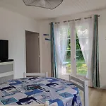 Les Cariatides Holiday home