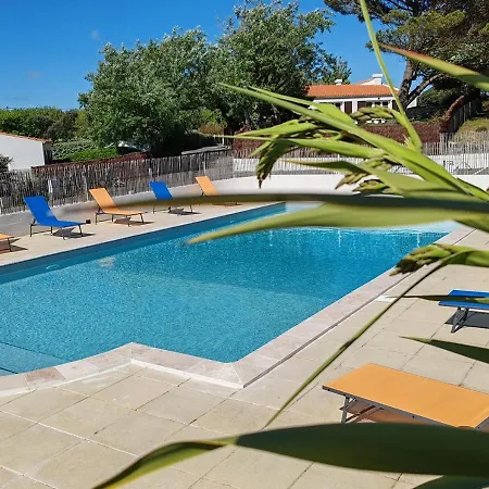 Les Cariatides Prázdninový dům *